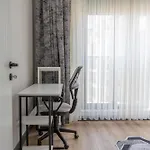 Wind Luxury 2 *