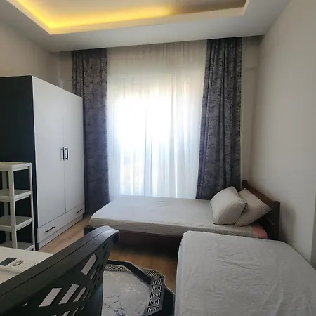 Wind Luxury 2 *